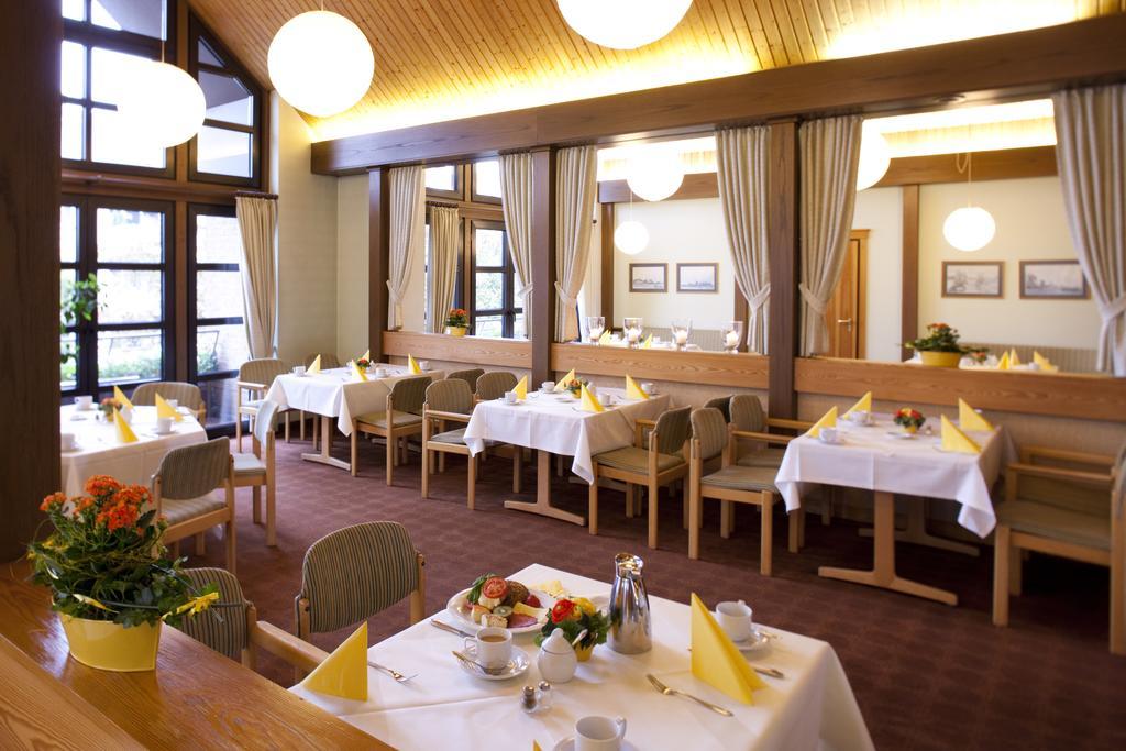 Leine Hotel Pattensen Dış mekan fotoğraf